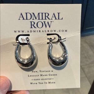 Silver oval Hoop Earrings